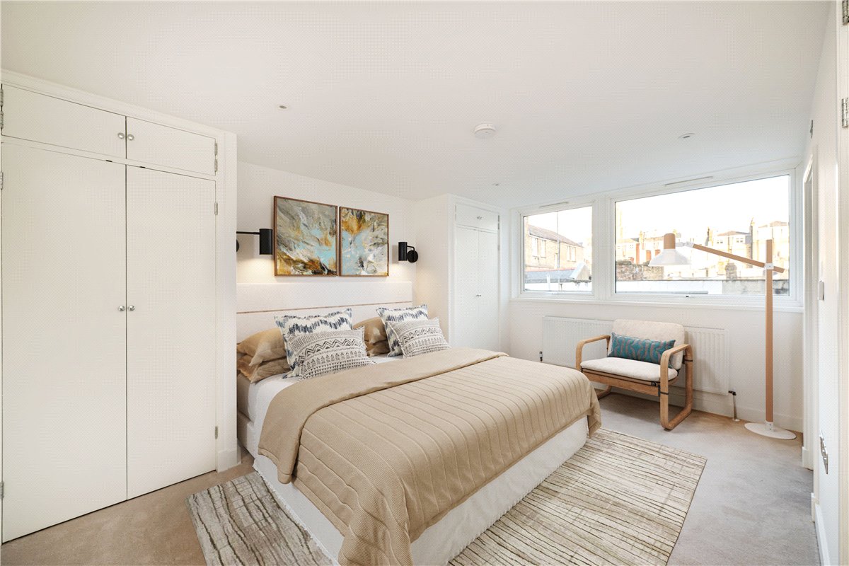 3 bedroom Flat, William Mews, Belgravia, SW1X - Available, Image 1