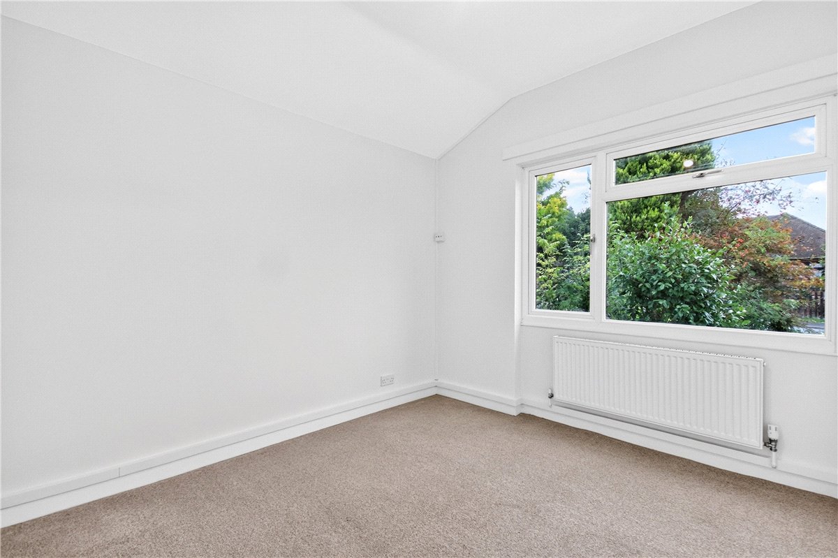 3 bedroom Bungalow, Hodgetts Lane, Burton Green, CV8 - Available, Image 8