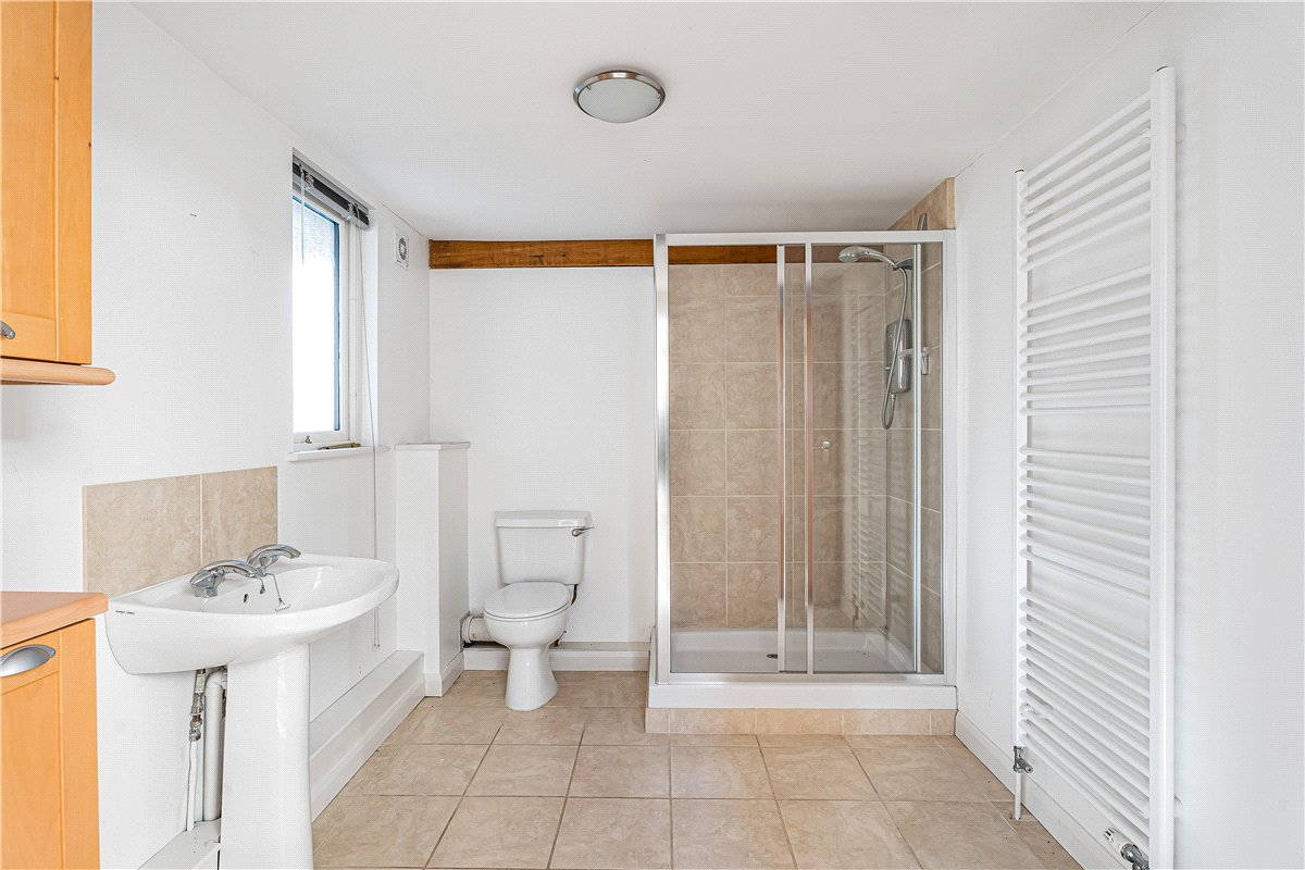 6 bedroom House, Ellesborough Road, Wendover, HP22 - Available, Image 25