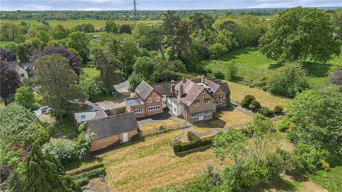 6 bedroom House, Truggist Lane, Berkswell, CV7 - Available, Image 37
