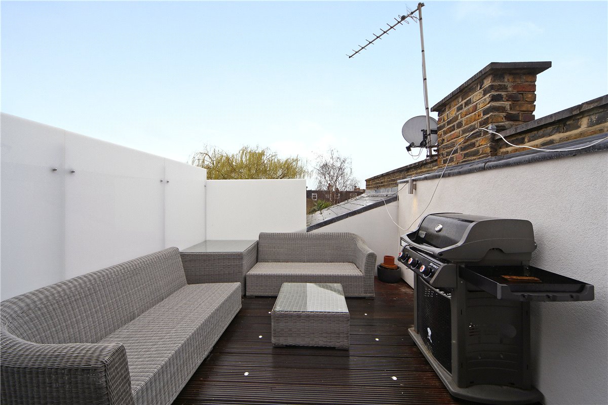2 bedroom Flat, Queensmill Road, London, SW6 - Available, Image 2