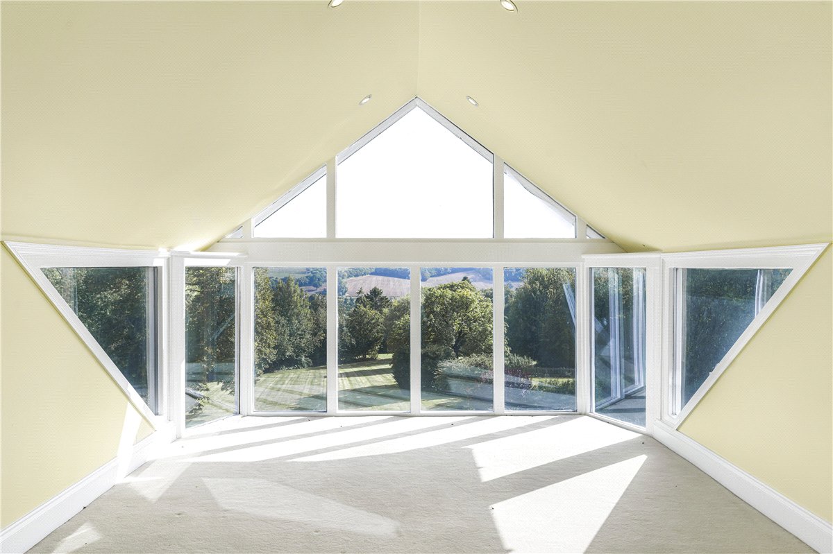 6 bedroom House, Chalk Lane, Hyde Heath, HP6 - Available, Image 21