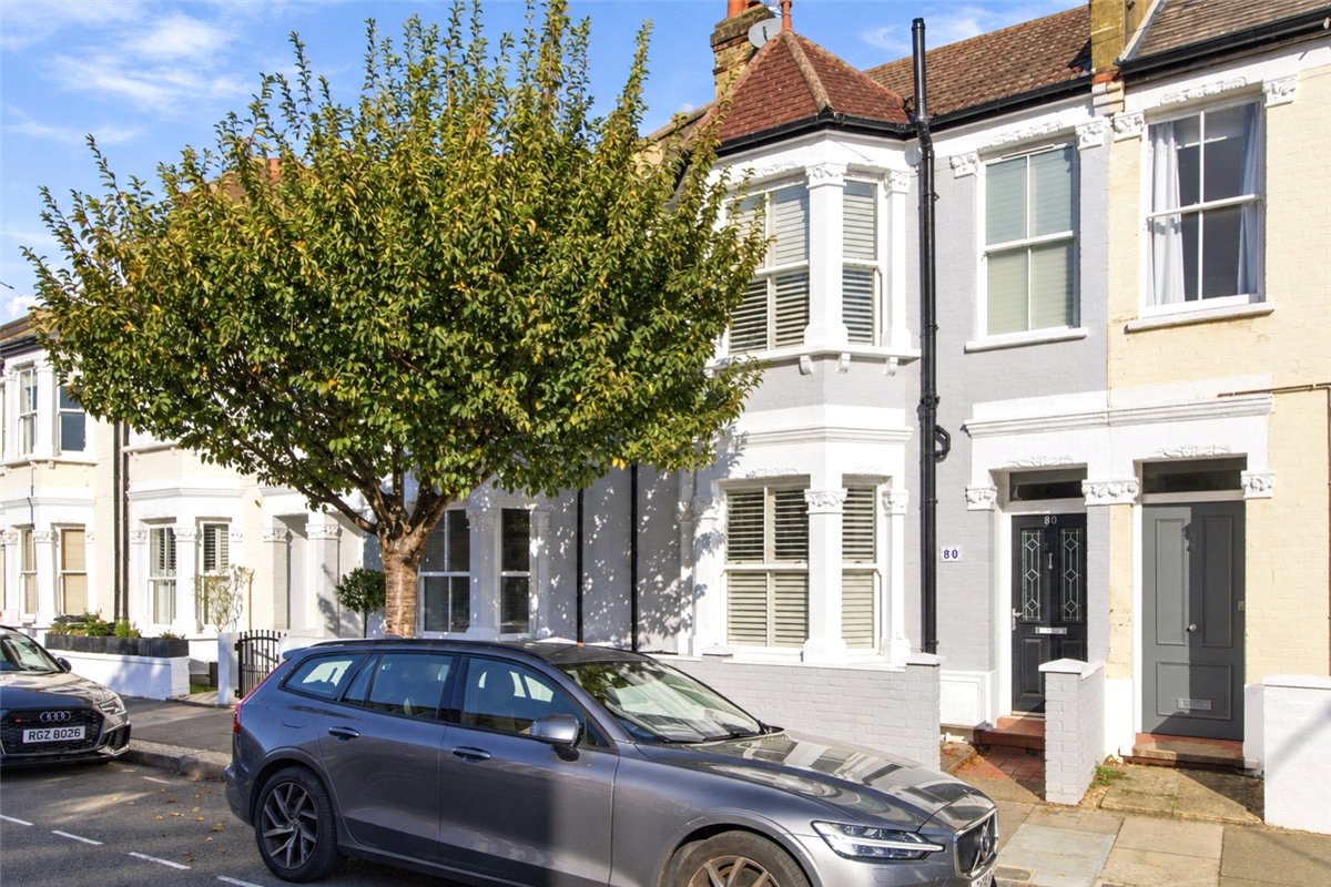 3 bedroom House, Lysia Street, London, SW6 - Available