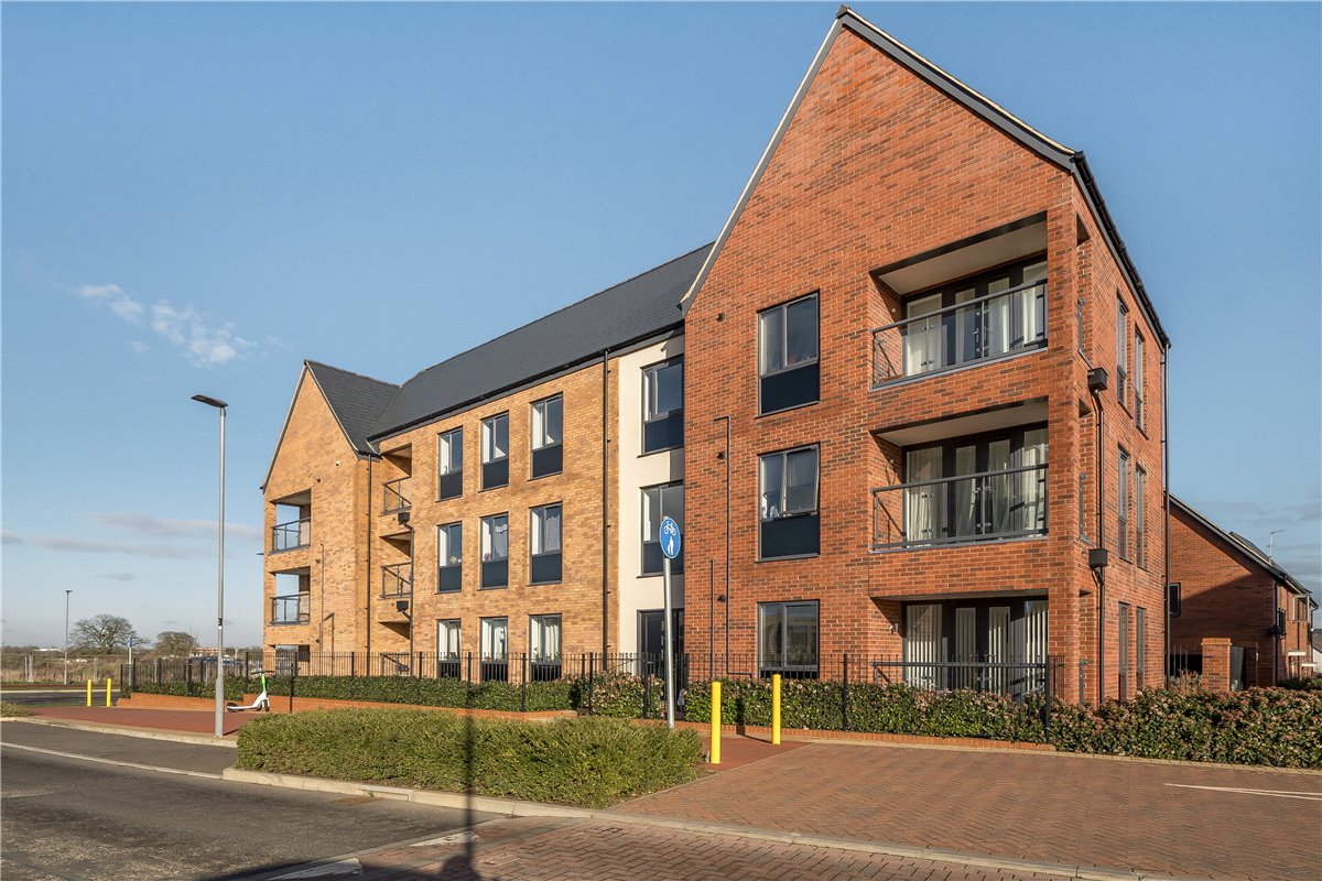 1 bedroom Flat, Barrosa Way, Whitehouse, MK8 - 