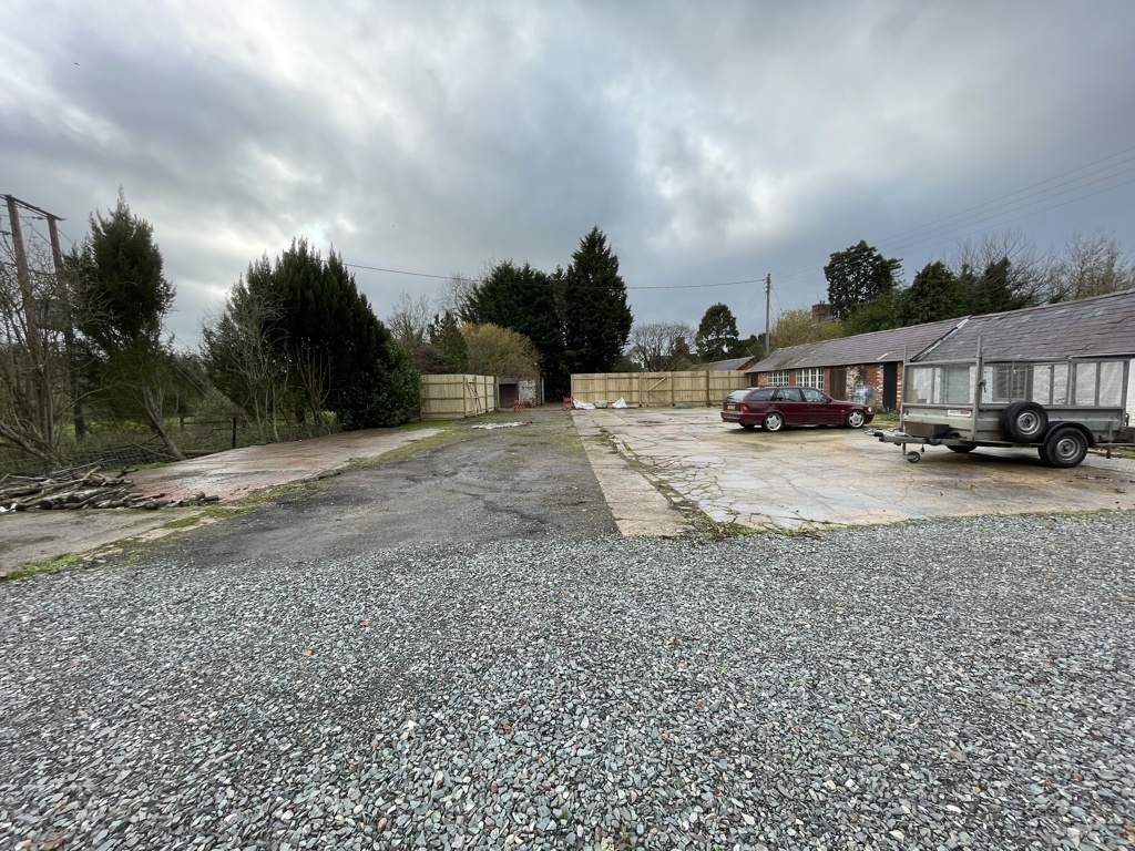 4000 to 14300 Sq Ft, Walton Road, Warwick, CV35 - Available, Image 1