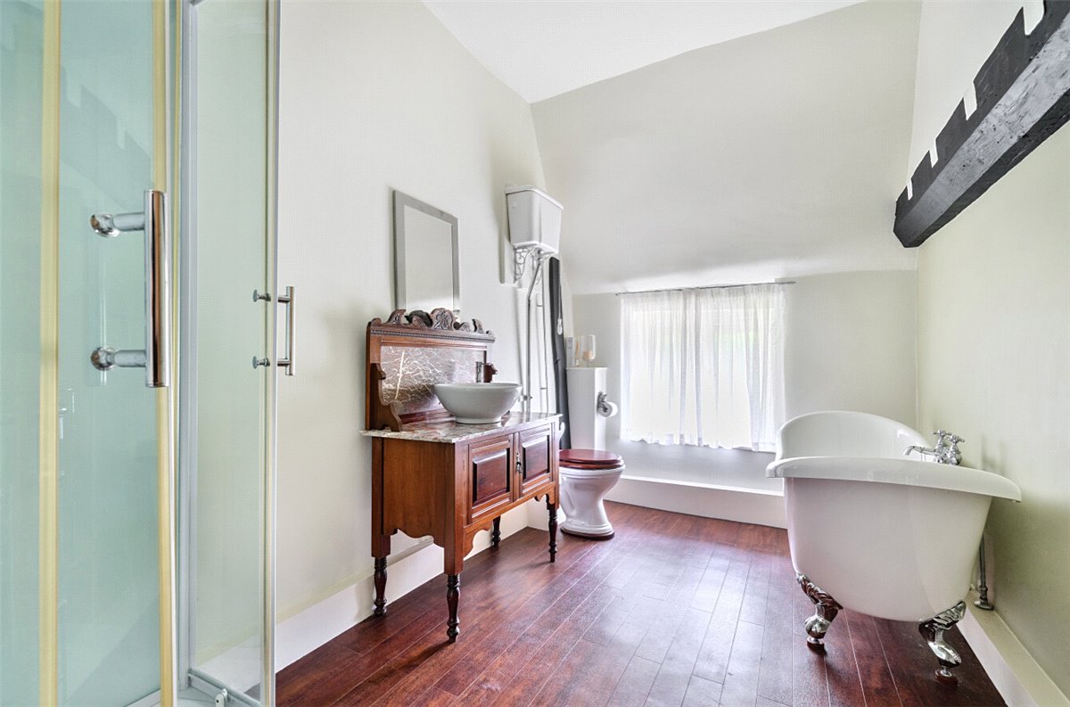 4 bedroom House, Yatesbury, Calne, SN11 - Available, Image 12