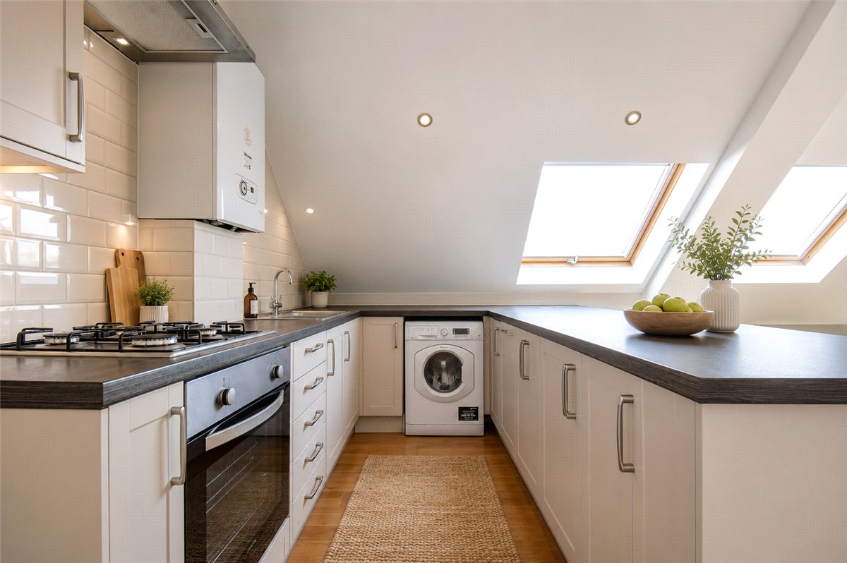 1 bedroom Flat, Coleridge Road, Cambridge, CB1 - Available, Image 2