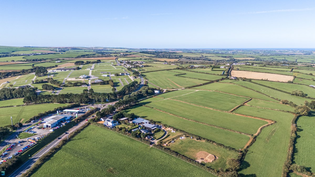 5 bedroom House, St. Breock, Wadebridge, PL27 - Available, Image 2