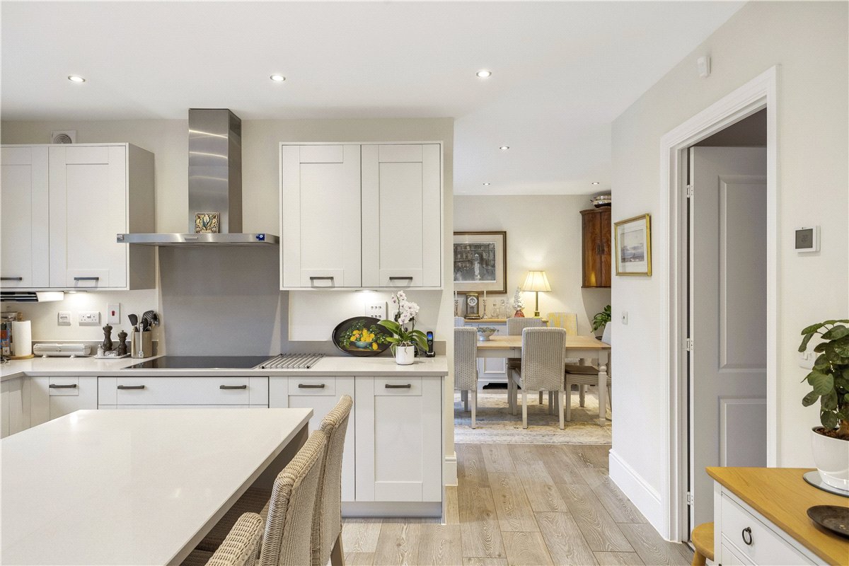 4 bedroom House, Robert Usher Drive, Marlborough, SN8 - Available, Image 2