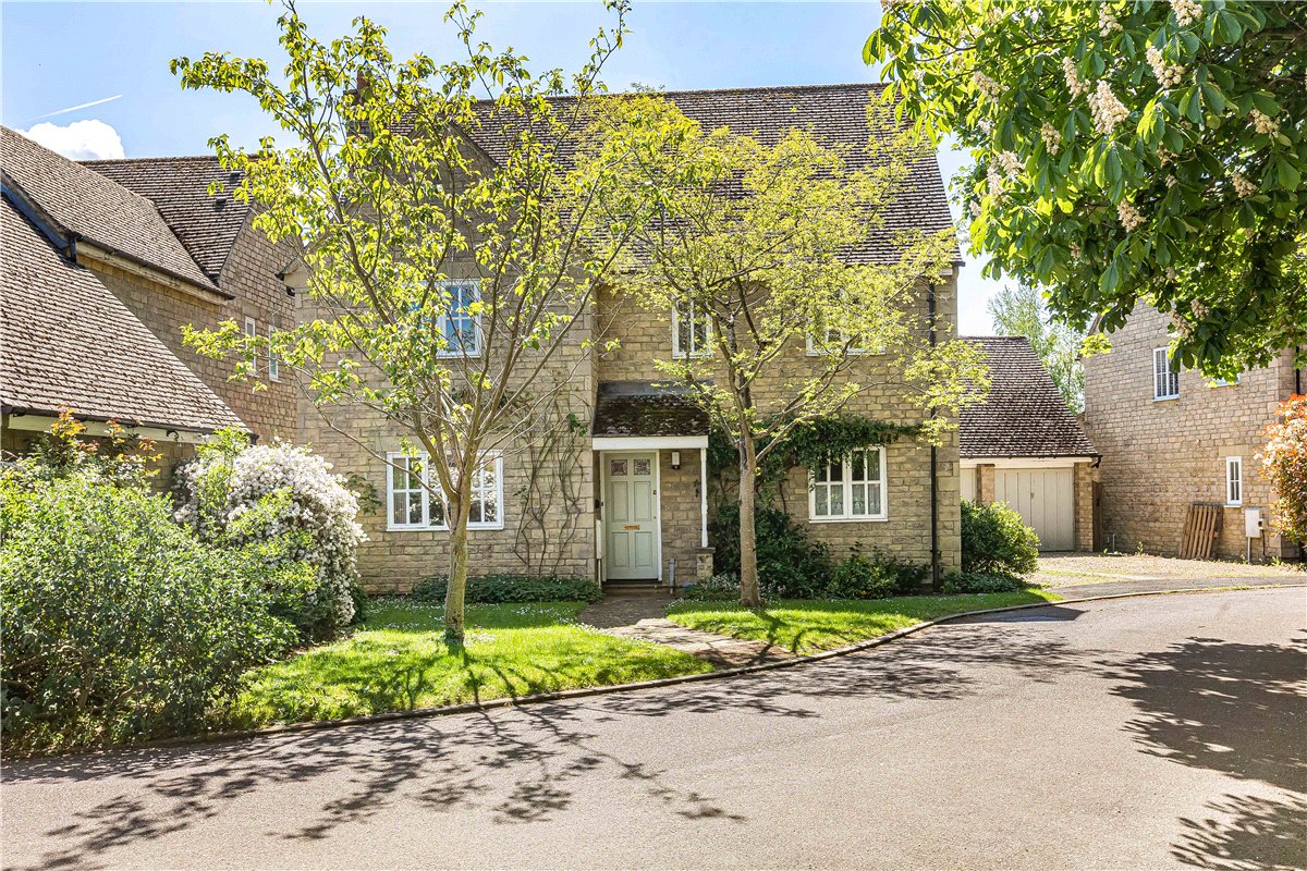 4 bedroom House, Bolsover Close, Long Hanborough, OX29 - Sold STC