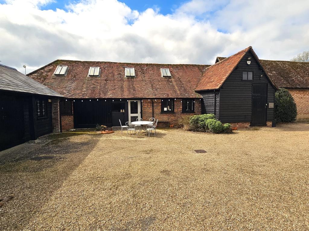 1313 Sq Ft, Redbournbury Lane, St. Albans, AL3 - Available