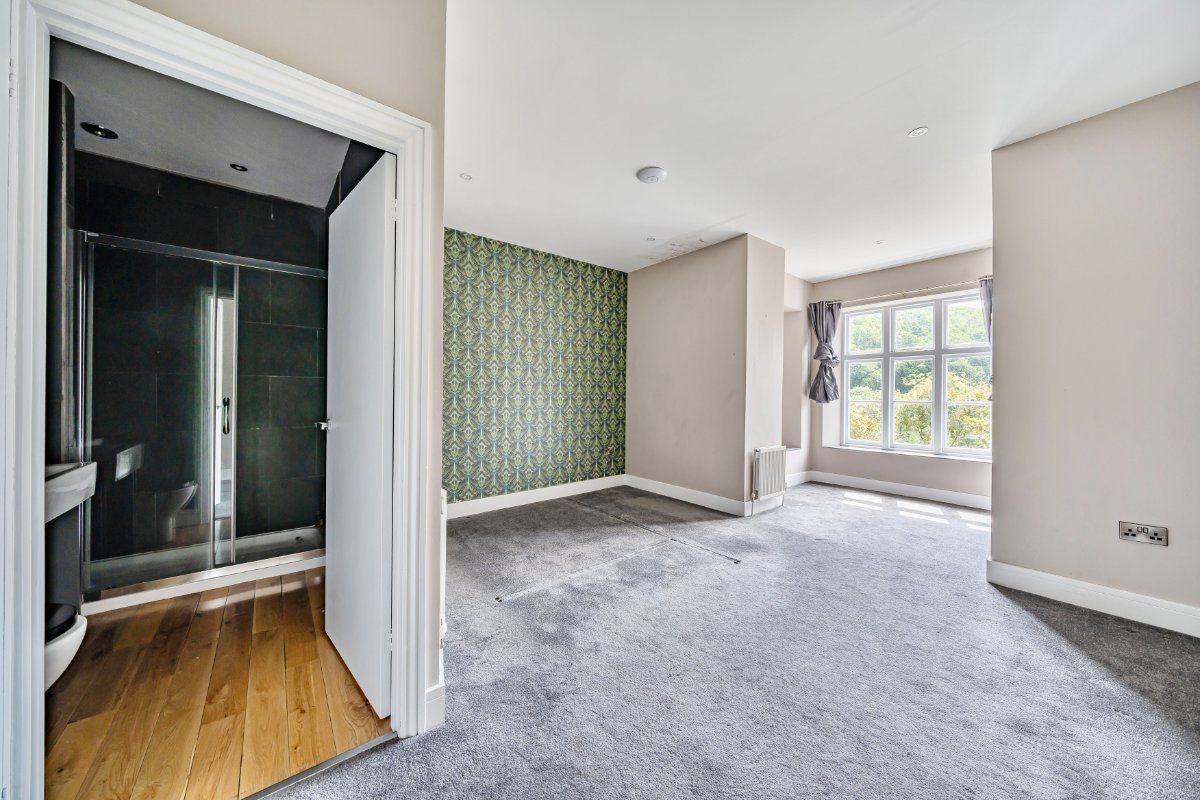 17.7  Country Estate, Muddiford, Barnstaple, EX31 - Available, Image 4