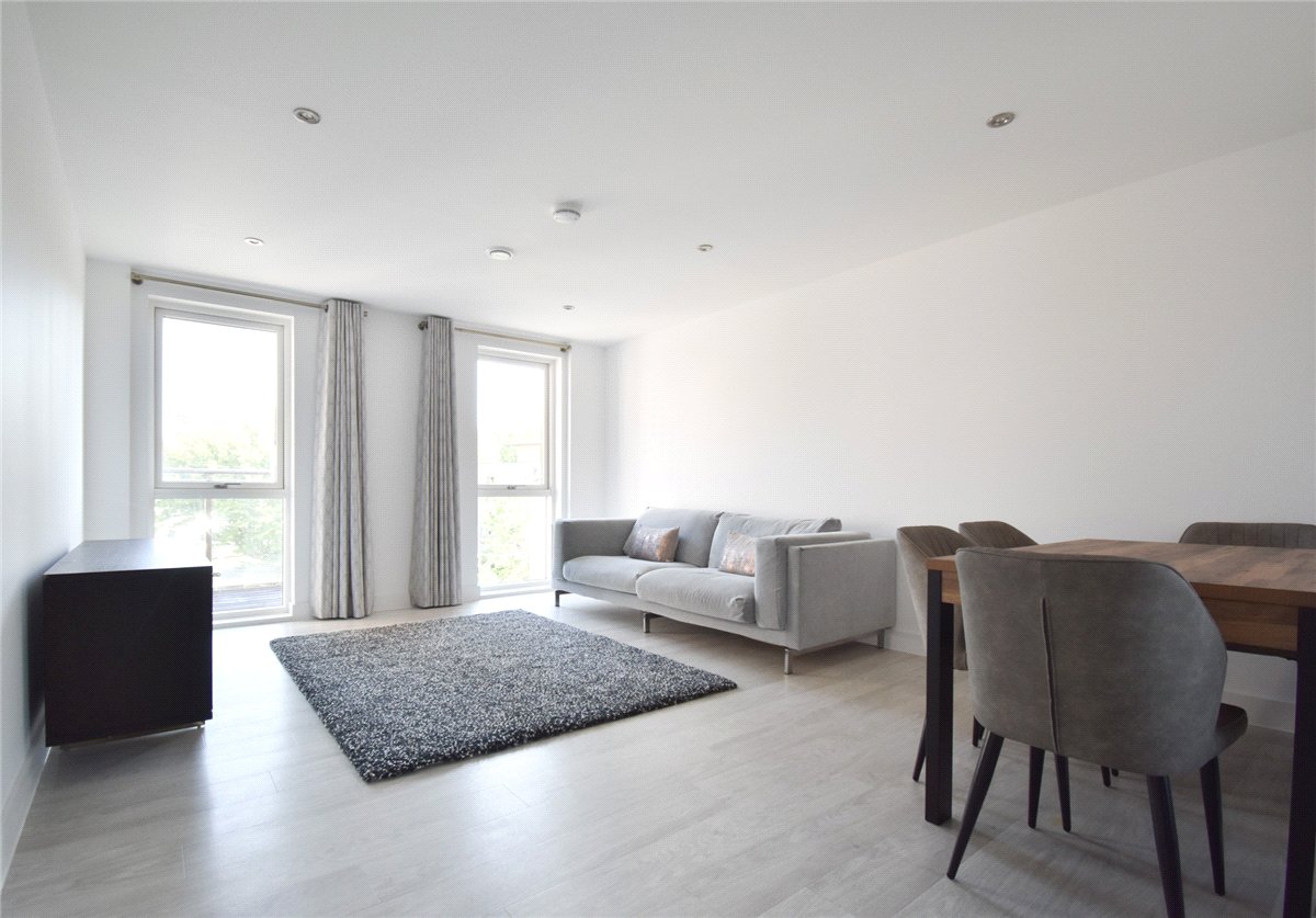 3 bedroom Flat, Scholars Court, Harrison Drive, CB2 - Let Agreed, Image 1
