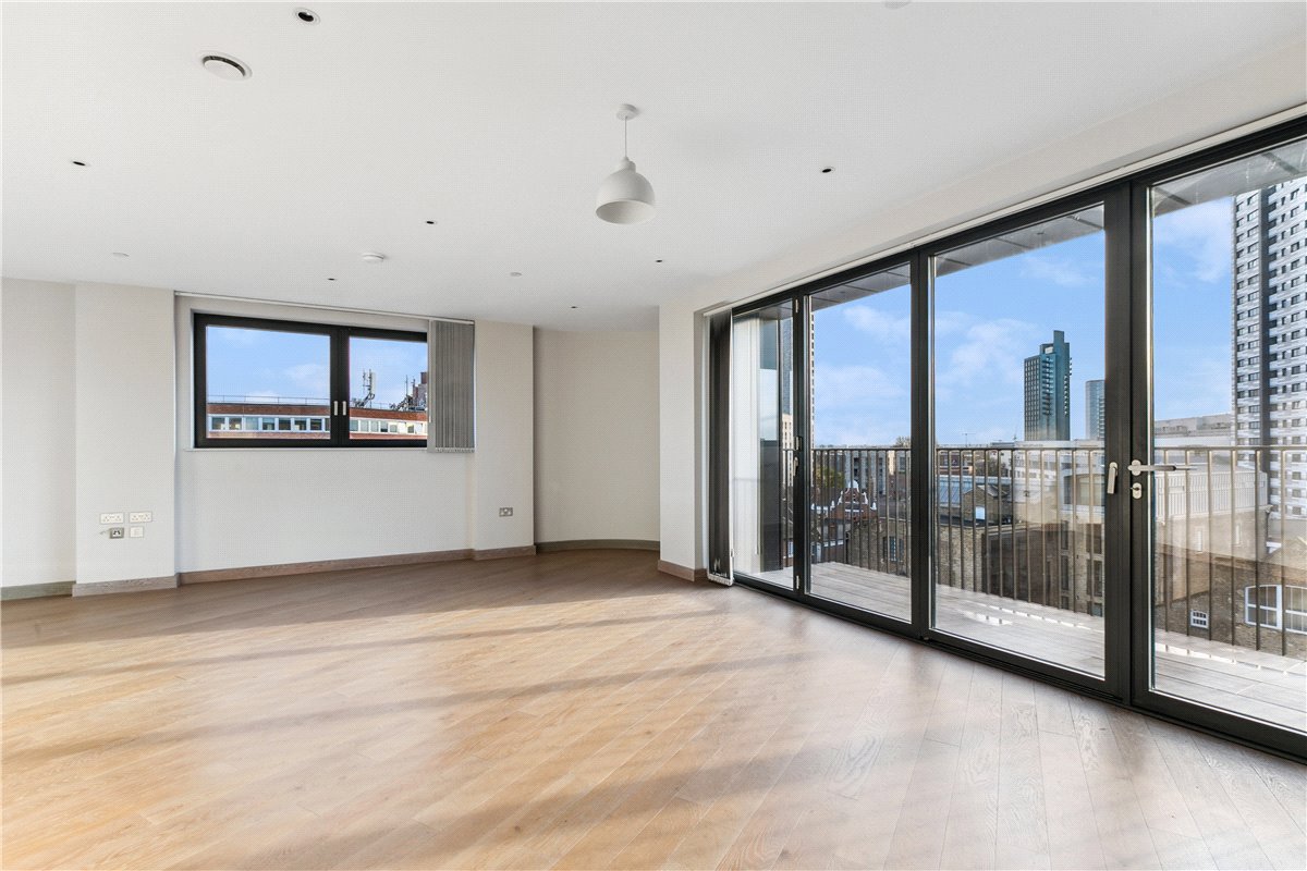 3 bedroom Flat, Dray House, RAM Quarter, SW18 - Available, Image 9