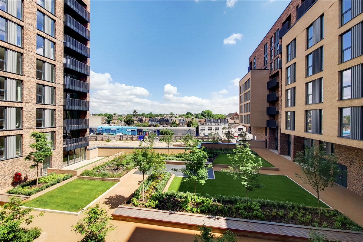 1 bedroom Flat, Greyhound Parade, Wimbledon Grounds, London, SW17 - , Image 4