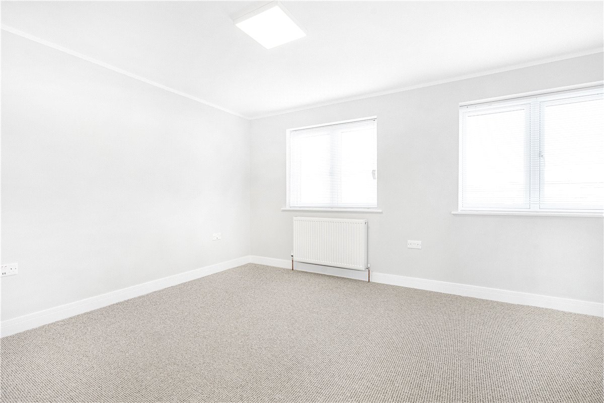 3 bedroom House, Wilmot Close, Witney, OX28 - , Image 15