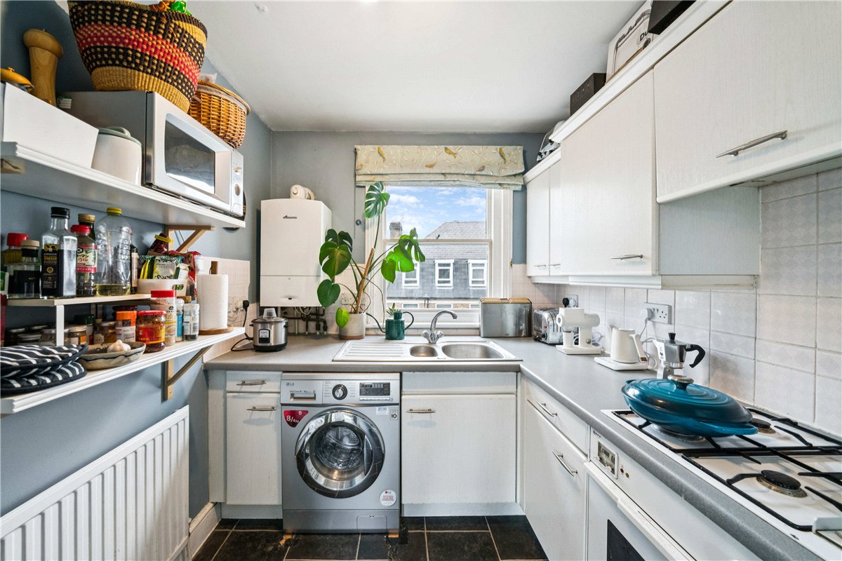 1 bedroom Flat, Marryat Square, Wyfold Road, SW6 - Available, Image 3