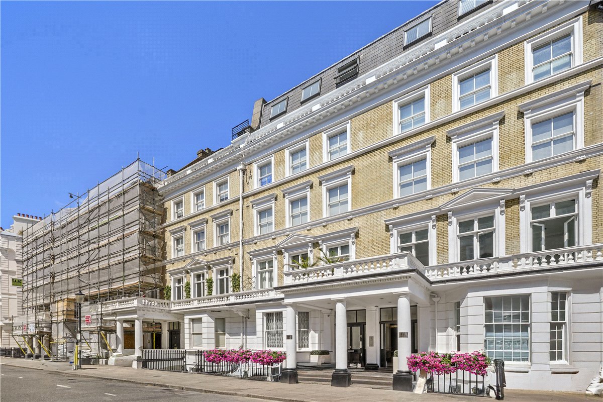 2 bedroom Flat, Manson Place, South Kensington, SW7 - , Image 11