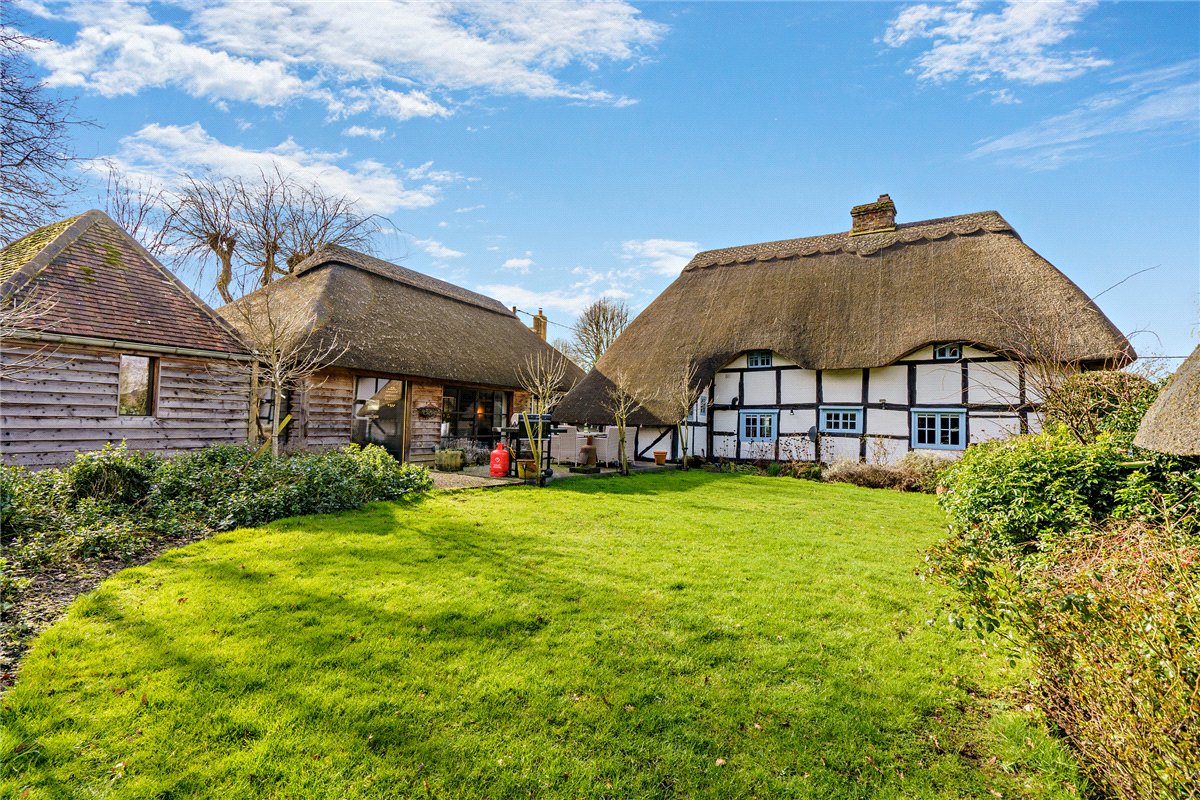 4 bedroom House, Lower Green, Inkpen, RG17 - Available, Image 2