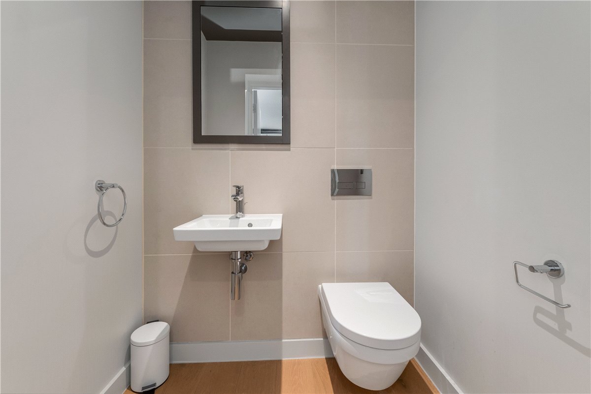 2 bedroom Flat, The Stonebow, York, YO1 - Available, Image 9