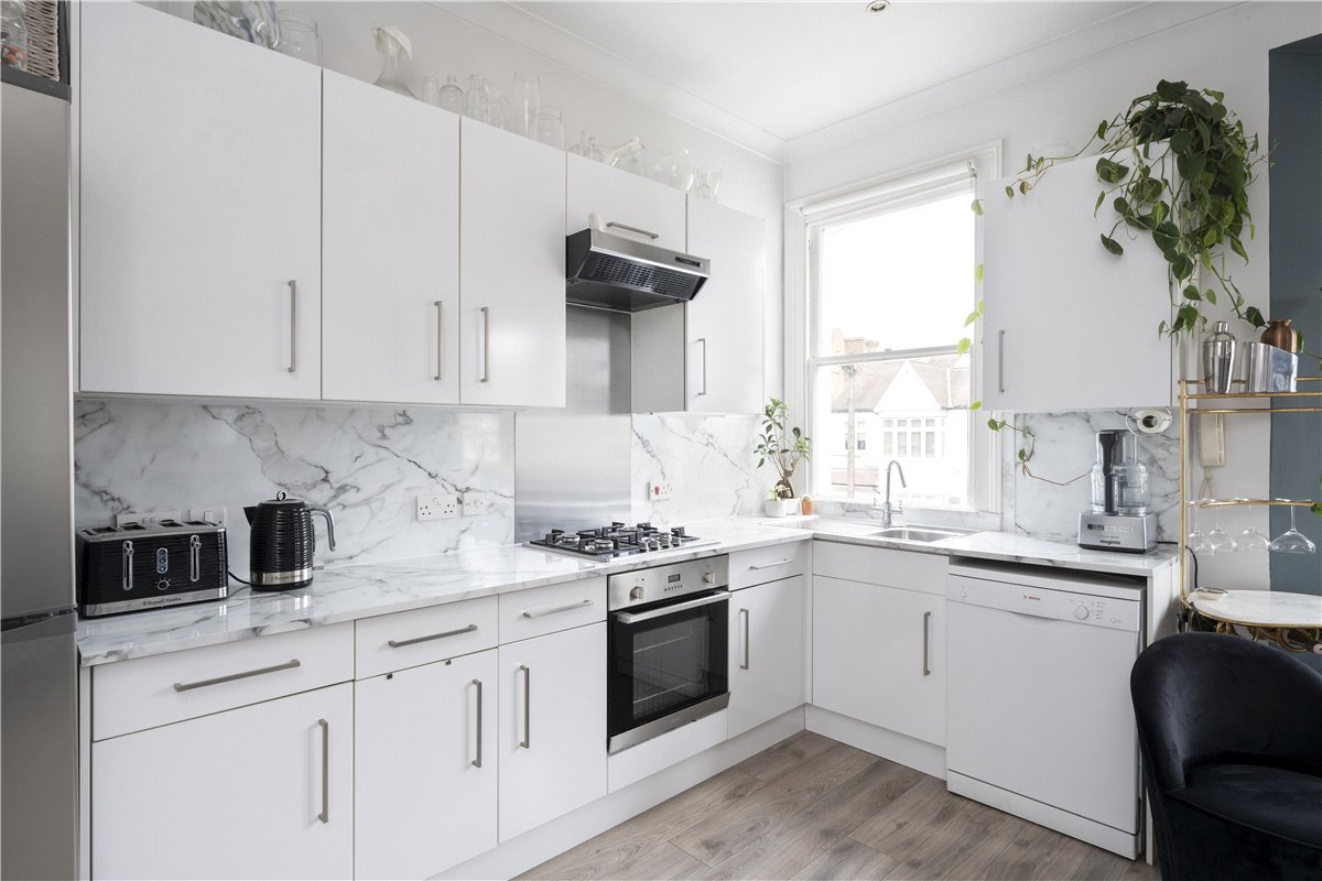 2 bedroom Flat, Balham Park Road, London, SW12 - Sold, Image 5