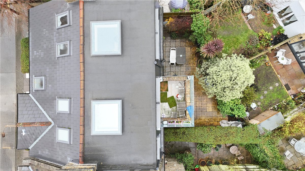 2 Bedroom Apartment/Flat's Image 7