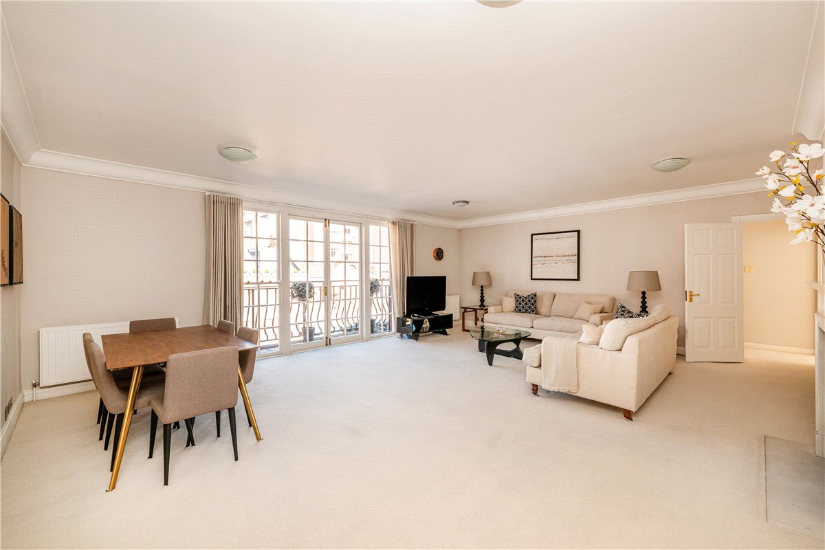 2 bedroom Flat, Reeves Mews, Mayfair, W1K - Available