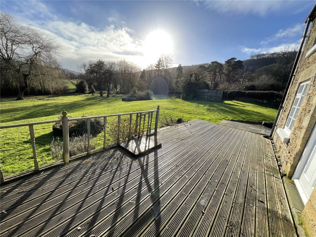 3 bedroom House, Wrench Green, Hackness, YO13 - Let Agreed, Image 8