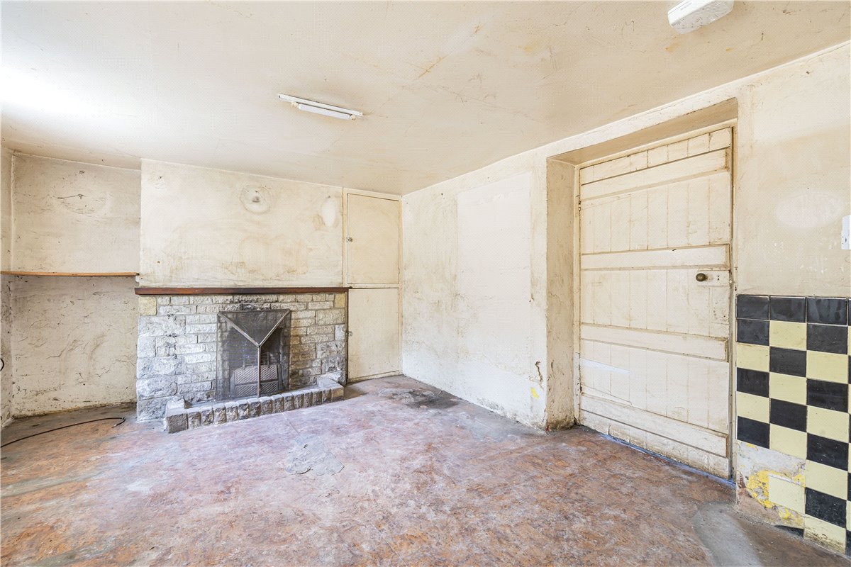 3 bedroom Cottage, Barnard Gate, Witney, OX29 - Sold, Image 2