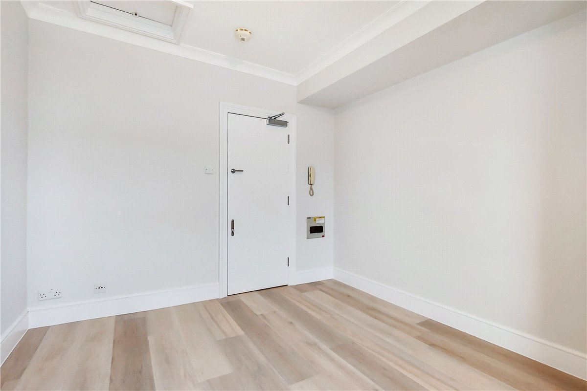 0 bedroom Flat, Gloucester Place, Marylebone, W1U - Available, Image 2