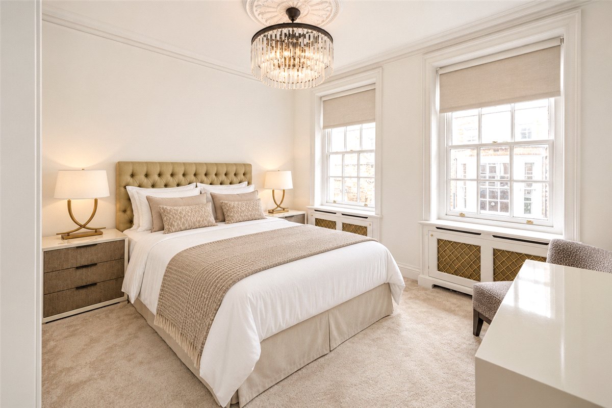 7 bedroom House, Upper Brook Street, Mayfair, W1K - Available, Image 25