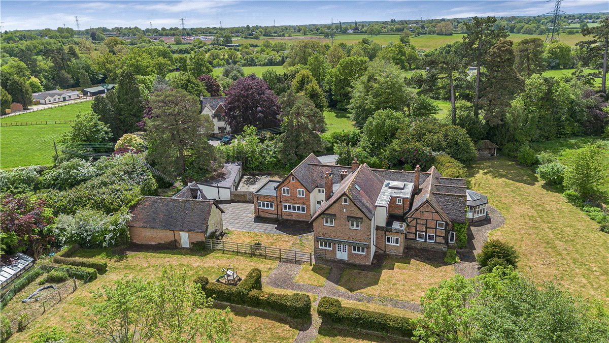 6 bedroom House, Truggist Lane, Berkswell, CV7 - Available, Image 38
