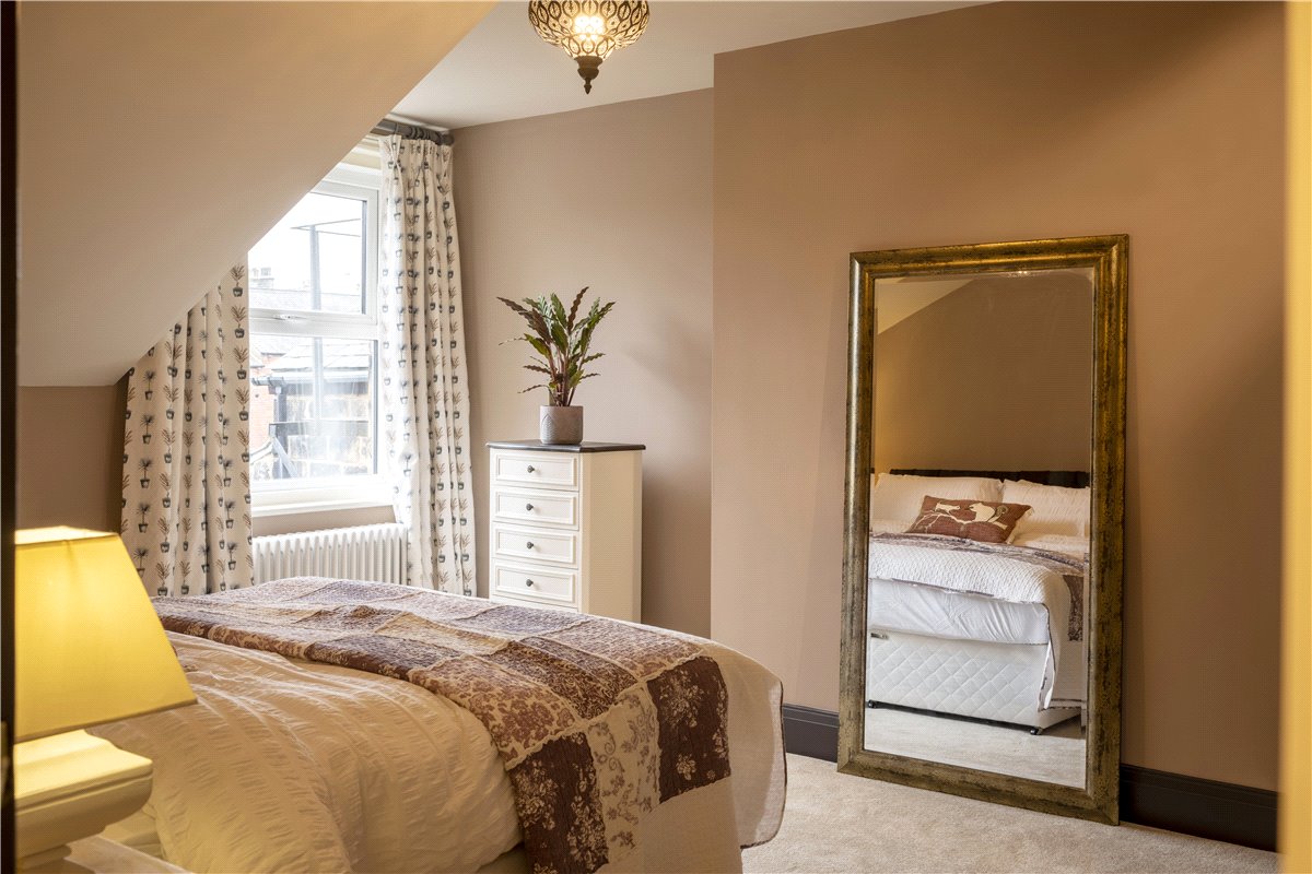 6 bedroom House, Harlow Moor Drive, Harrogate, HG2 - Let Agreed, Image 23