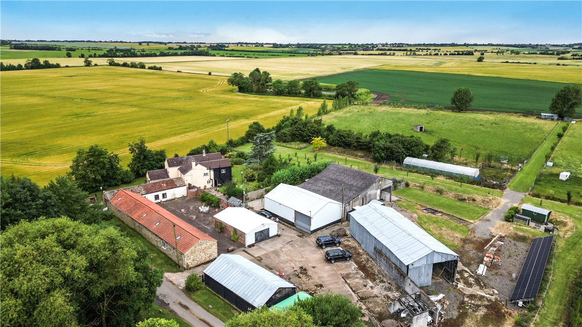 7.12  Farm, Sidings Farm, Fen Road, PE28 - Available, Image 1