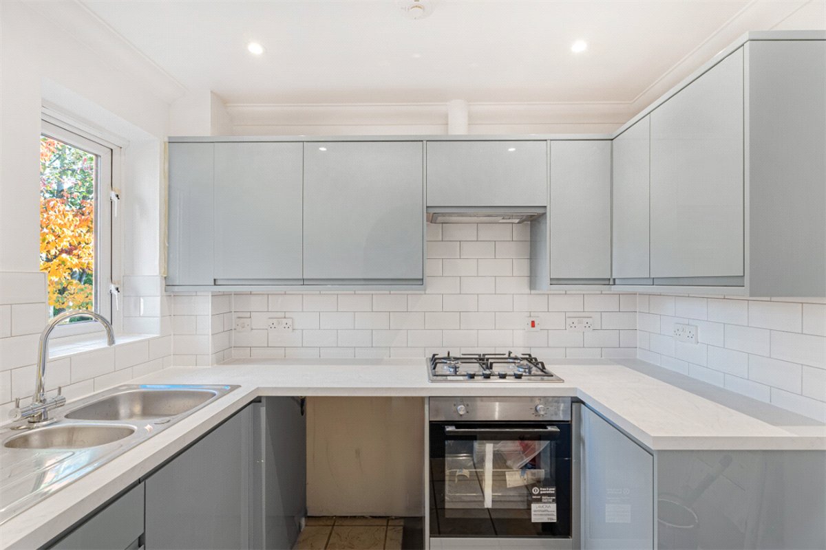1 bedroom Flat, Barton Road, Headington, OX3 - Available