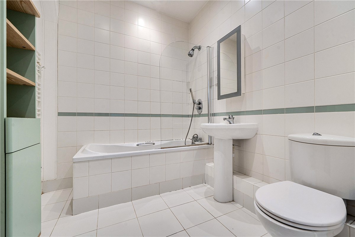 3 bedroom Flat, Weston Lane, Bath, BA1 - Available, Image 14