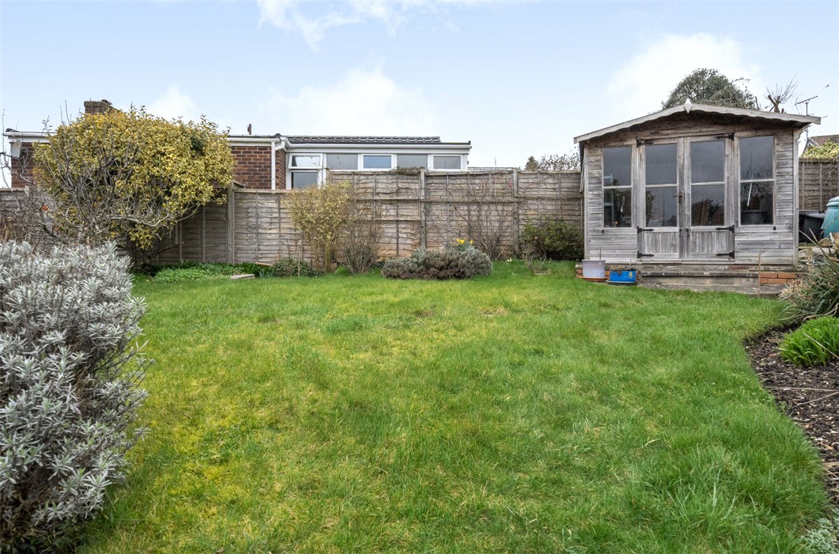 3 bedroom Bungalow, Vicarage Close, Marlborough, SN8 - Available, Image 14