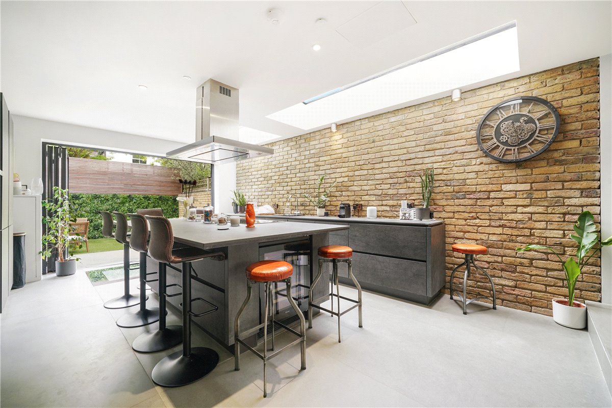 4 bedroom House, Kinnoul Road, London, W6 - Let Agreed