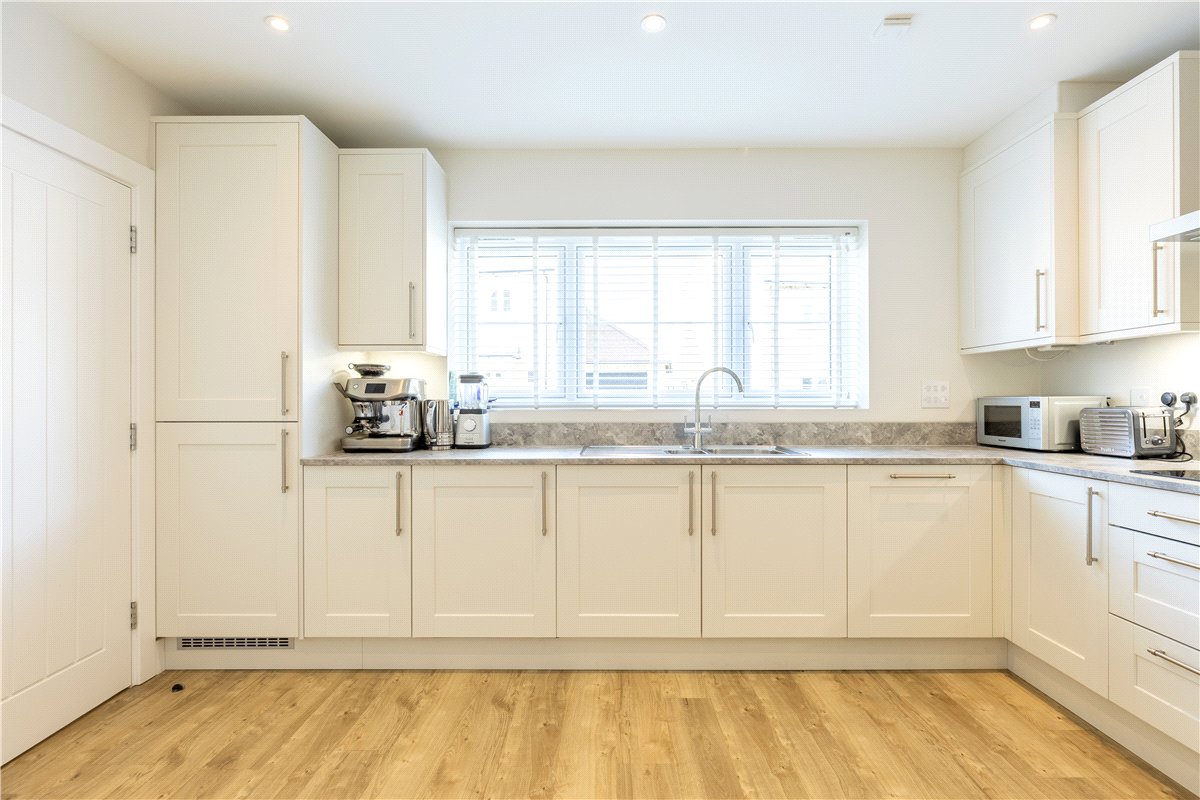 4 bedroom House, Olivers Close, Long Hanborough, OX29 - Sold STC, Image 8