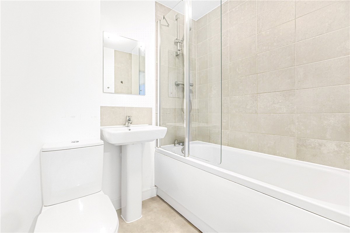 3 bedroom House, Birch Close, Didcot, OX11 - Let Agreed, Image 2