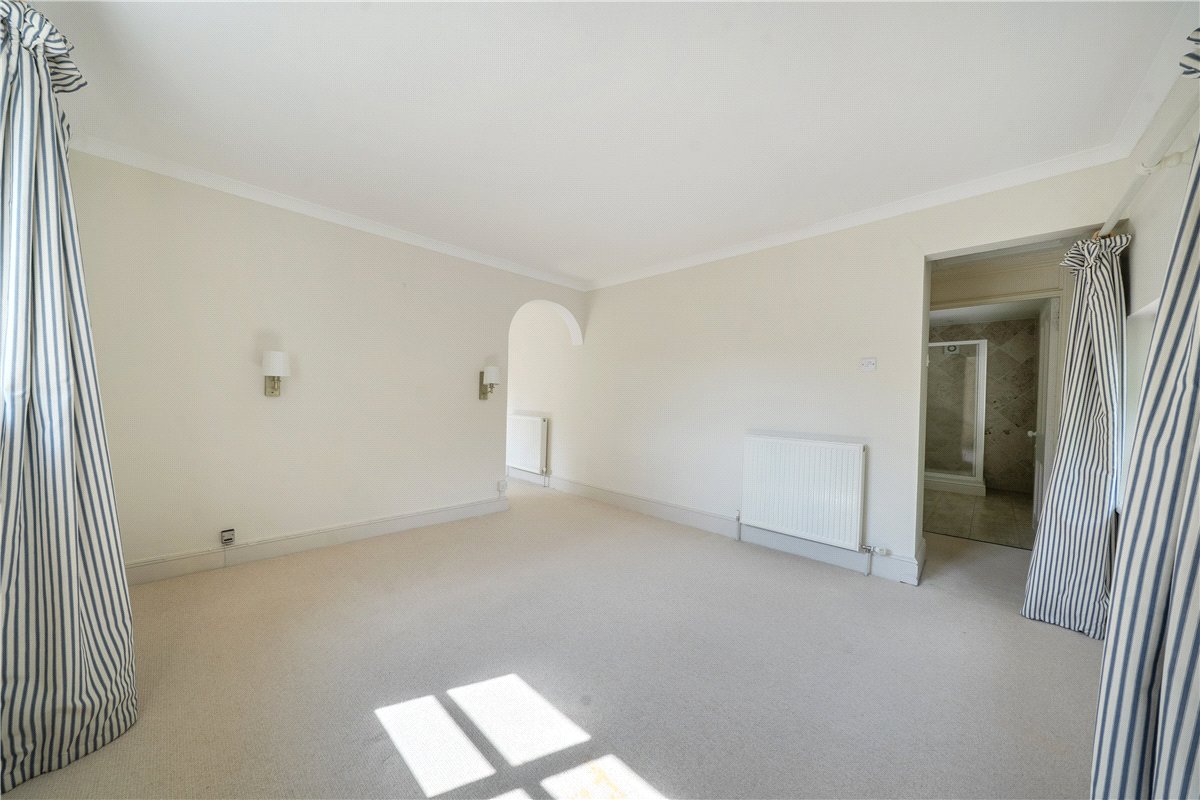 5 bedroom House, Calstone, Calne, SN11 - Available, Image 11