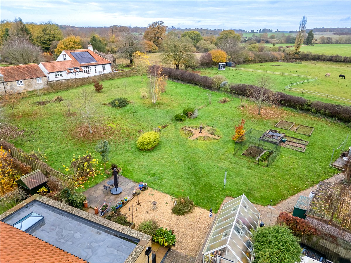 3 bedroom House, Welburn, York, YO60 - Sold STC, Image 1