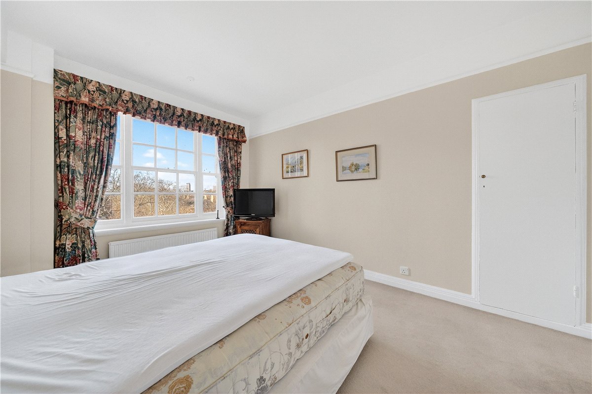 2 bedroom Flat, York House, 1 Turks Row, SW3 - Available, Image 6