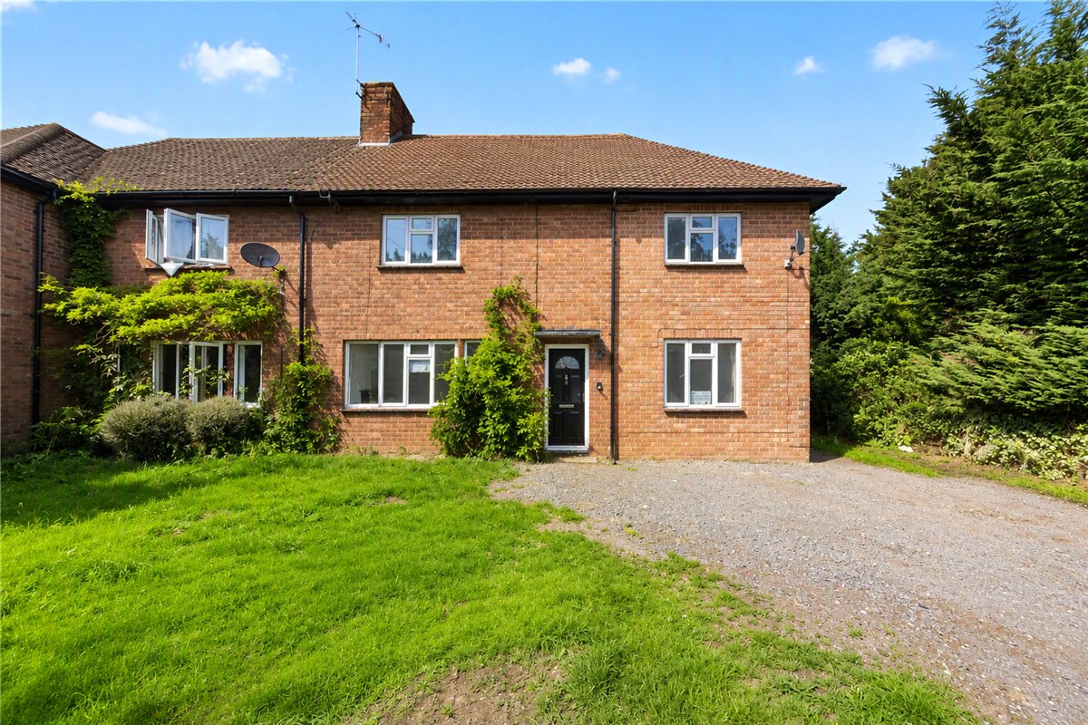 4 bedroom House, Warren Farm Cottages, Banbury Road, MK18 - Available