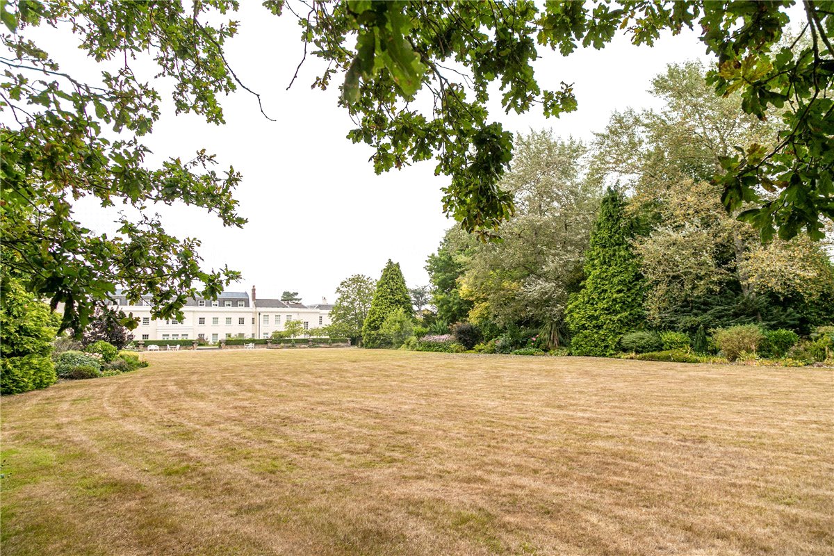 3 bedroom House, Arundel Wing, Tortington Manor, BN18 - Available, Image 4