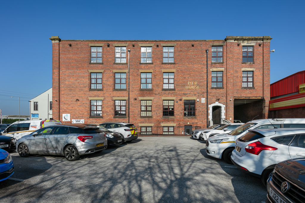 12282 Sq Ft, Wallgate, Wigan, WN3 - Available, Image 2