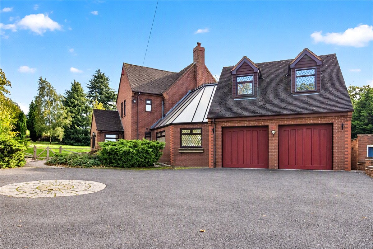 4 bedroom House, Mount Edge, Hopton, ST18 - Available