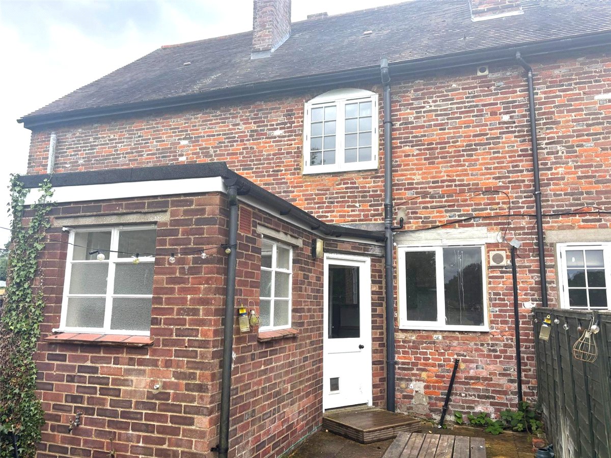 3 bedroom House, Halls Place, Rigshill Road, ME13 - , Image 9