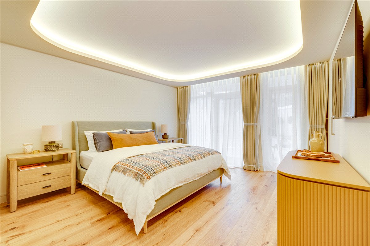 2 bedroom Flat, Hans Crescent, Knightsbridge, SW1X - Available, Image 3