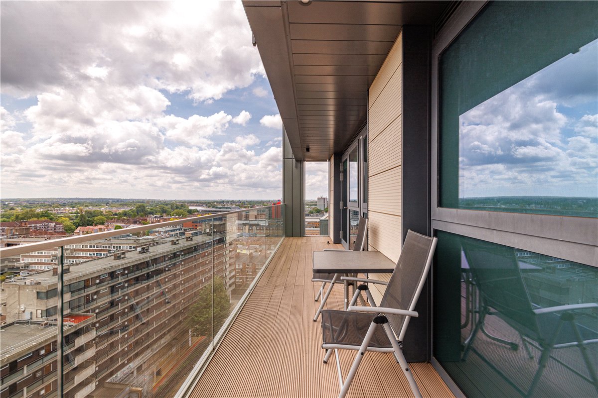 2 bedroom Flat, Montpellier House, 17 Glenthorne Road, W6 - Let Agreed, Image 18